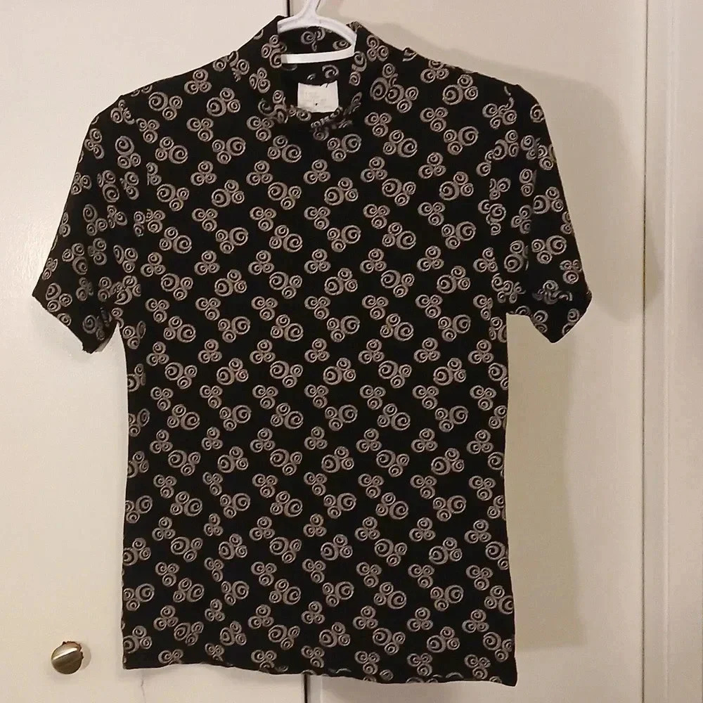 Vintage fun textured T